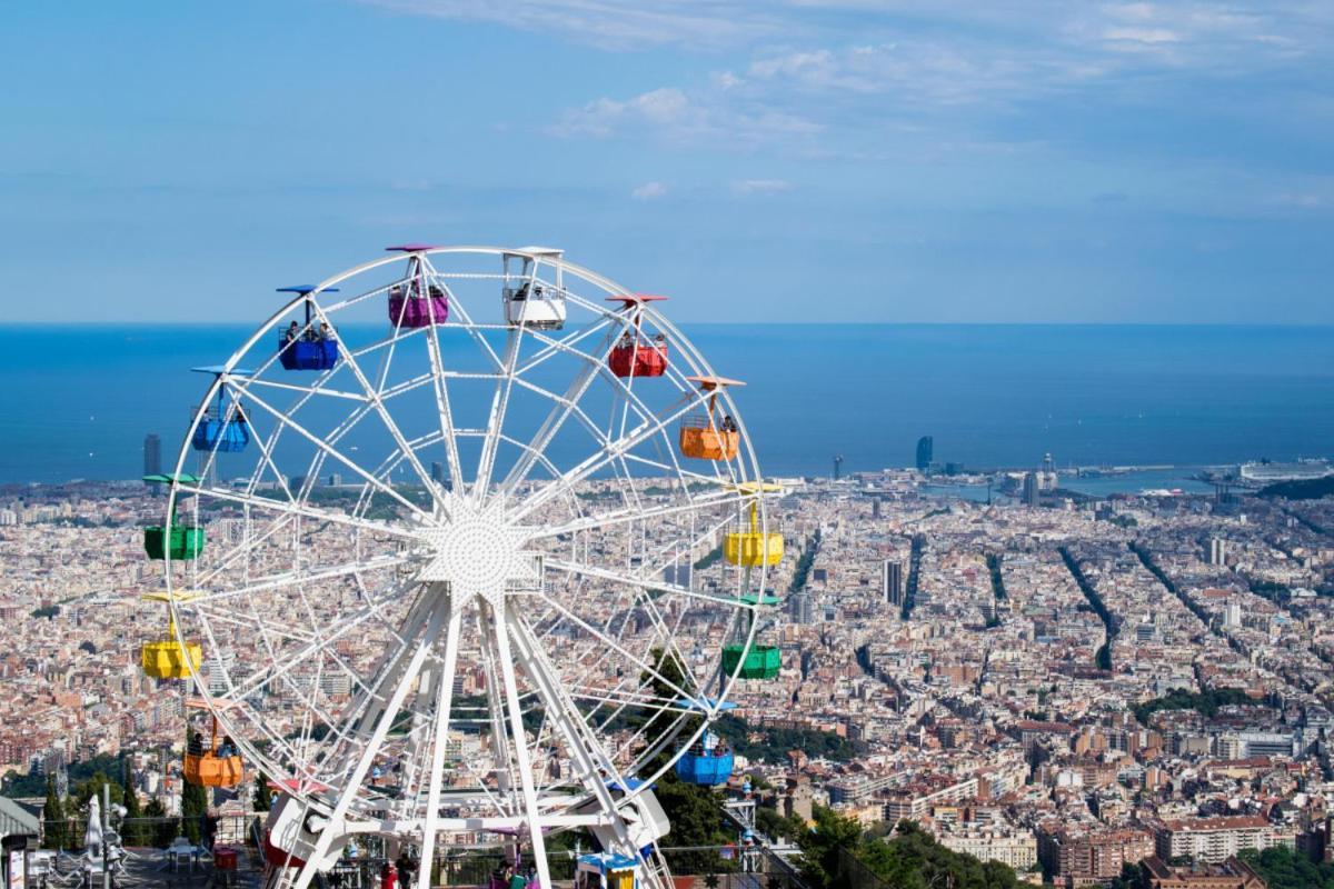 Barcelona Fira & Camp Nou Stadium L'Hospitalet de Llobregat Bagian luar foto